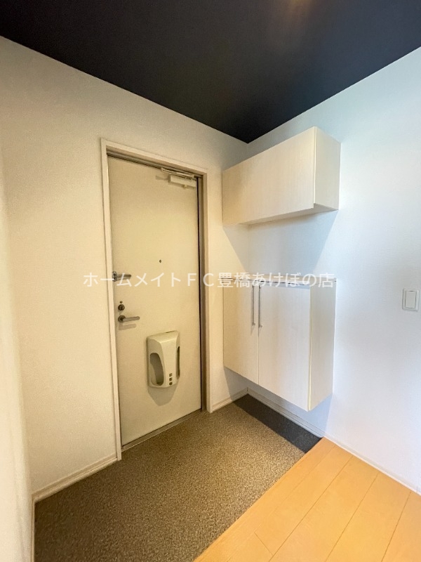 玄関　同型別部屋写真