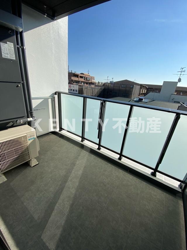 バルコニー　落ち着いた時間を過ごせるバルコニーです