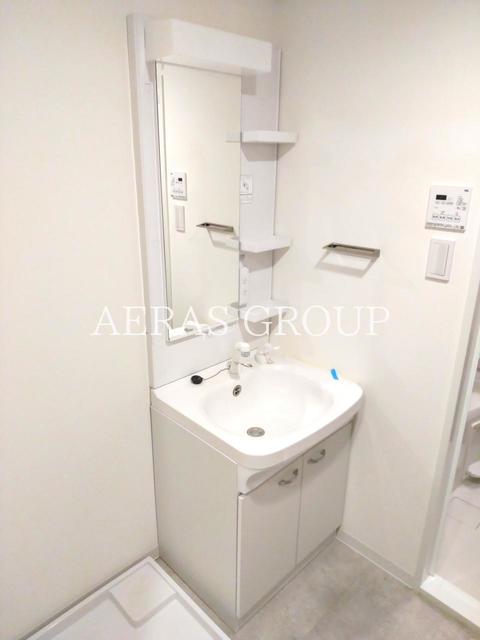 洗面設備　同仕様