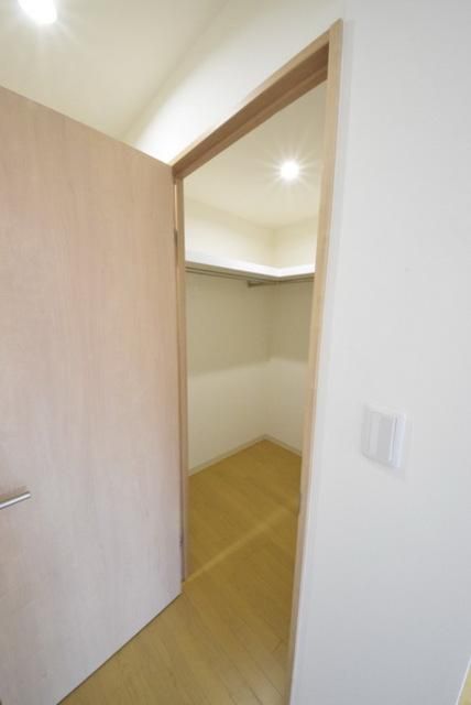 収納　ウォークインクローゼット