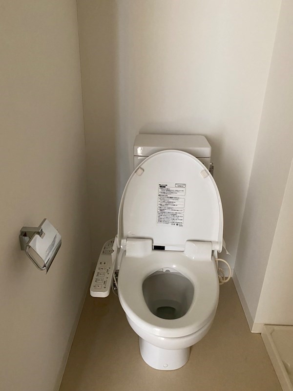 トイレ　別部屋参考写真