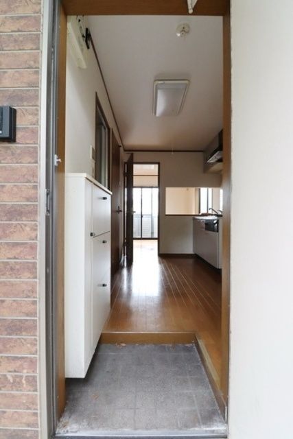 玄関　★お問い合わせはタウンハウジングまで★