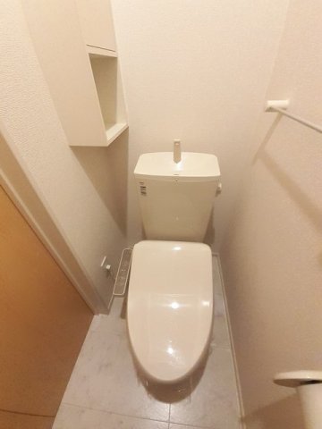トイレ　トイレもきれいです