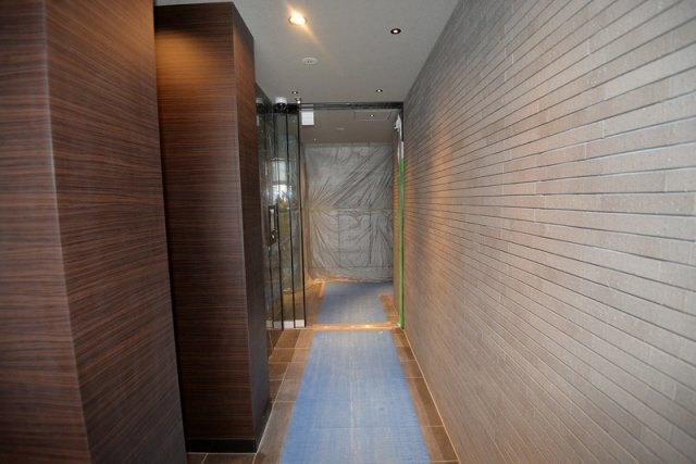 エントランス　工事中の写真です。