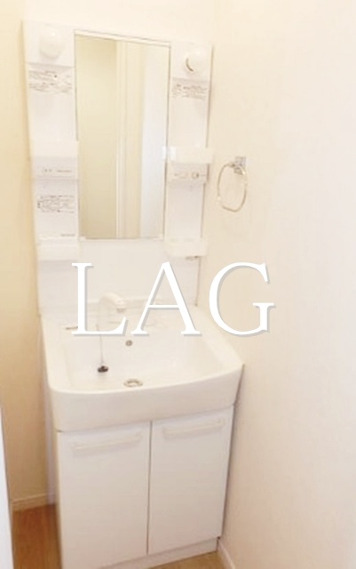 洗面設備　独立洗面台です。