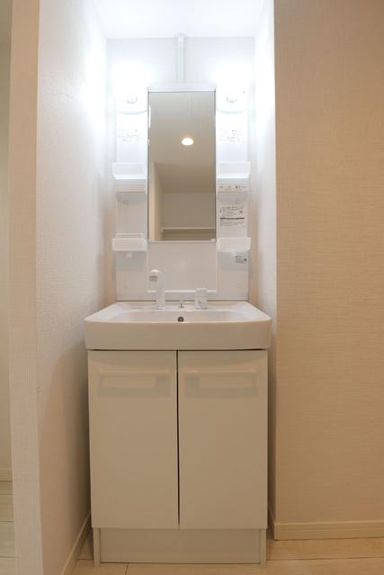 洗面設備　洗面所　※同物件・同仕様画像