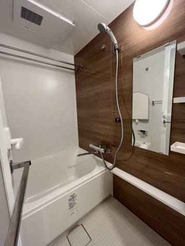 バス・シャワールーム　別部屋参考写真