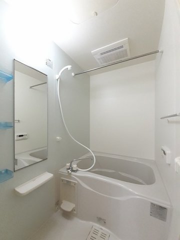 バス・シャワールーム　きれいなお風呂です