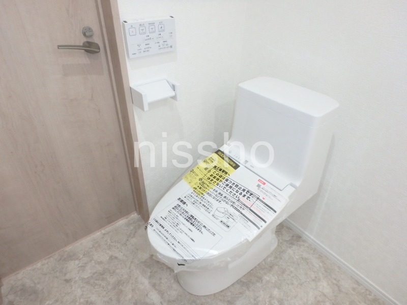 トイレ　温水洗浄便座付トイレ♪　※建築中・別号室写真