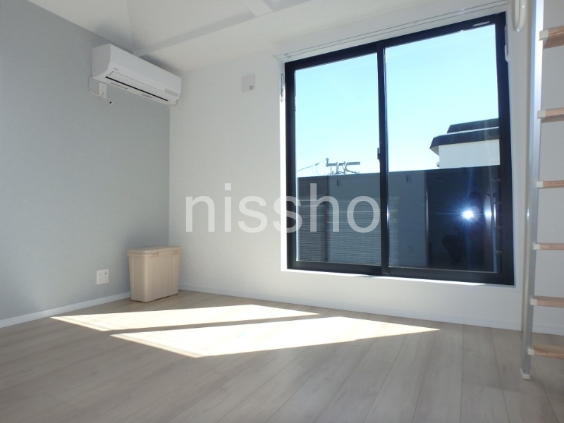 居室・リビング　フローリング洋室6.2帖♪　※建築中写真