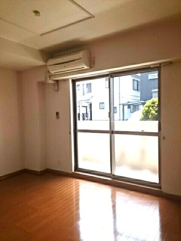 居室・リビング　ゆったり過ごせるリビングです