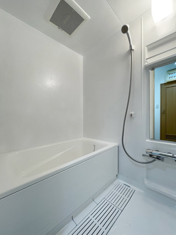 バス・シャワールーム　風呂