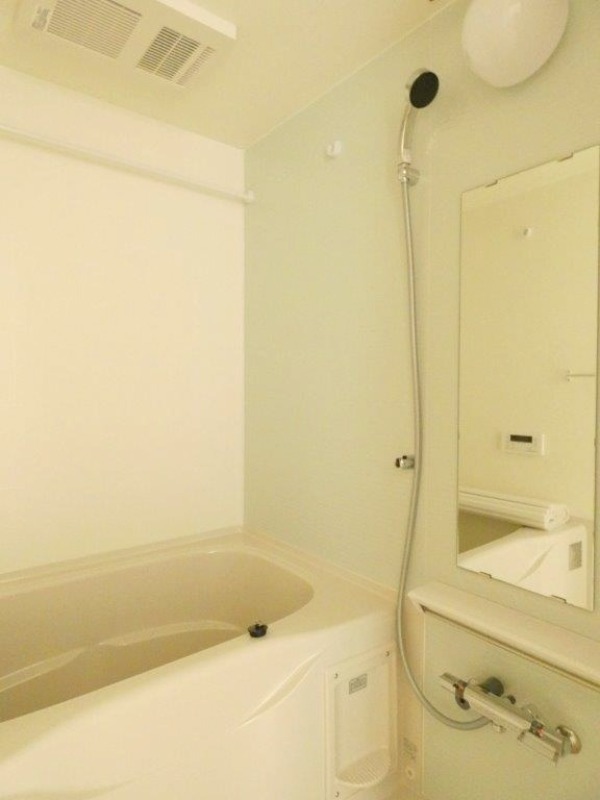 バス・シャワールーム　図面と現状に相違がある場合には現状を優先