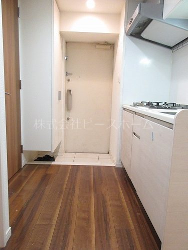 居室・リビング　※別号室参考写真