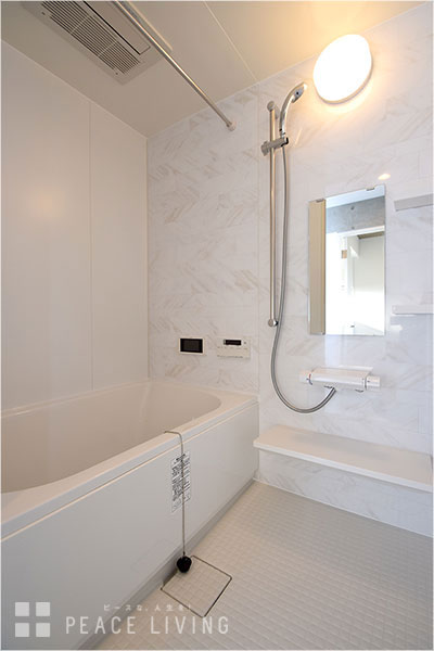 バス・シャワールーム　※同間取り別室の写真です。