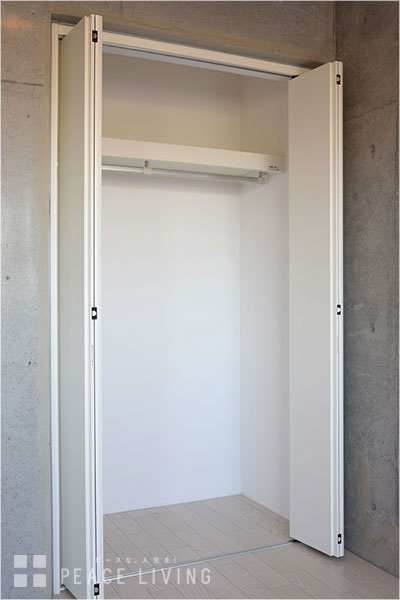 収納　※同間取り別室の写真です。