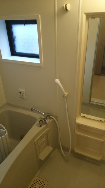 バス・シャワールーム　浴室