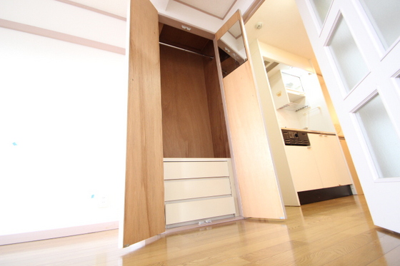 収納　※別号室の写真です。現状と異なる場合は現状優先となります。