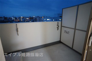 バルコニー　写真は反転のお部屋です