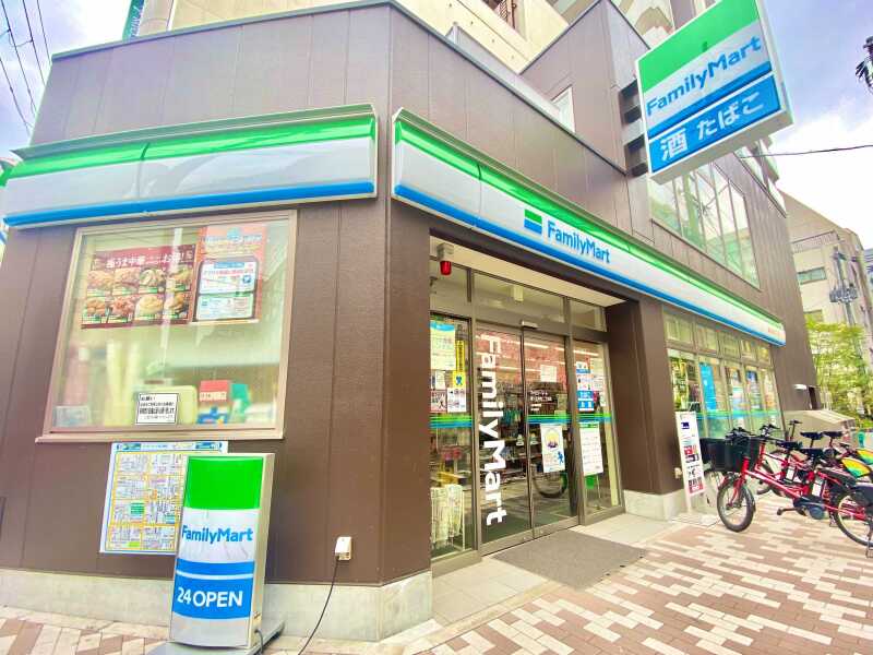 コンビニ　ファミリーマート 南久宝寺町二丁目店（コンビニ）まで153m