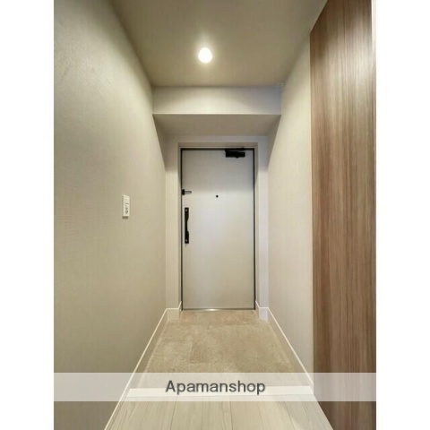 コンフォリア・リヴ南砂町EASTの玄関写真