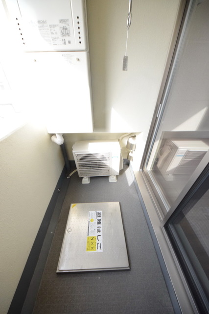 バルコニー　～今日は朝からお洗濯～