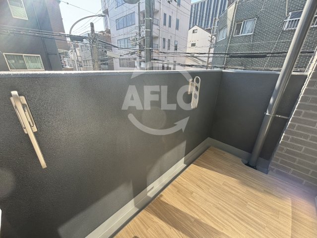 バルコニー　エスリード弁天町桜通レジデンス