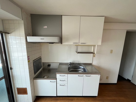 キッチン　※別部屋の写真です