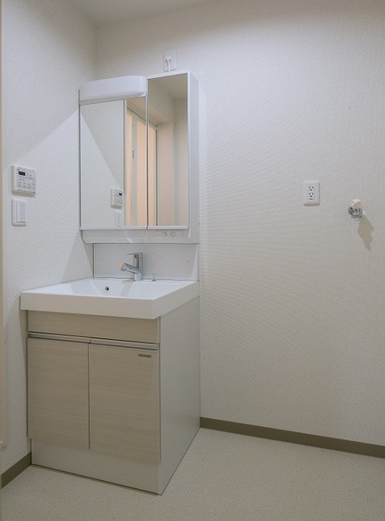 洗面設備　同仕様