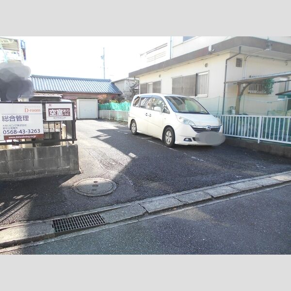 その他　駐車場