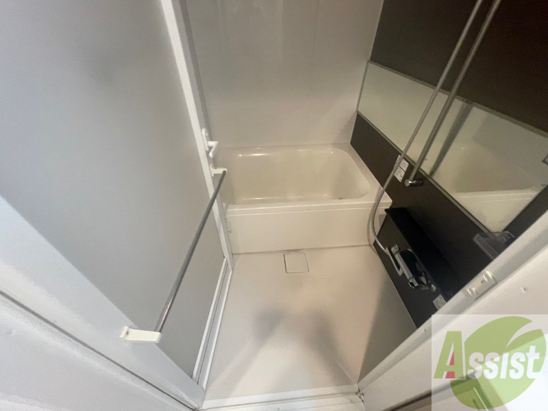 バス・シャワールーム　お風呂です！一日の疲れを癒してくださいね！