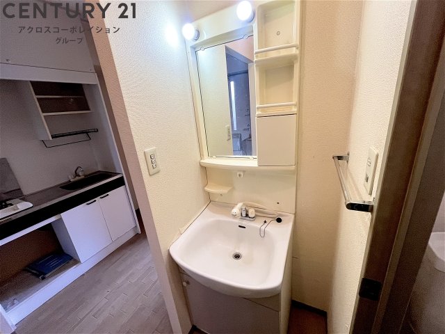 洗面設備　独立洗髪洗面化粧台です！