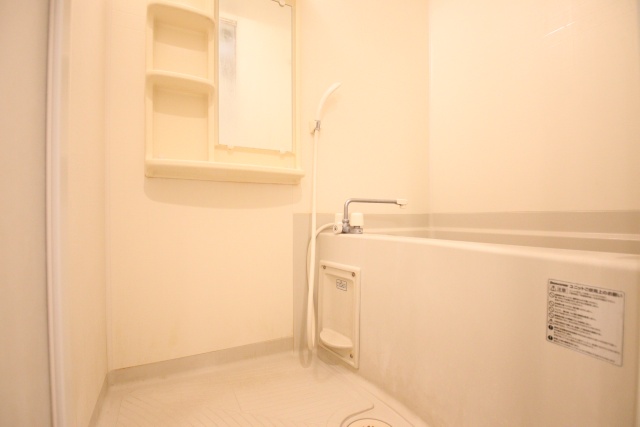 バス・シャワールーム　※別室の参考写真の為、現況優先です。