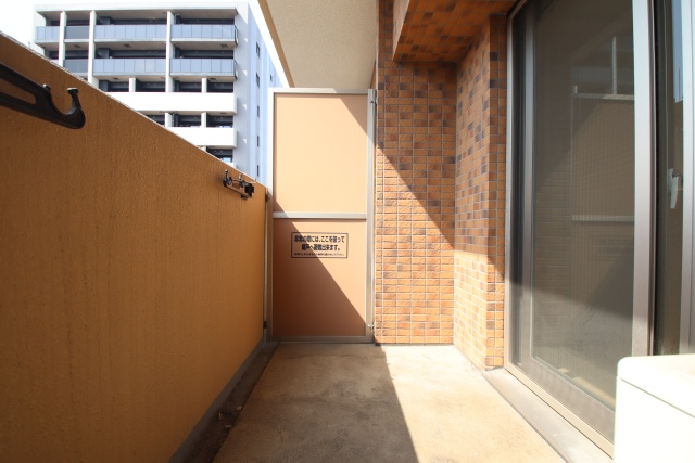 バルコニー　※別室の参考写真の為、現況優先です。