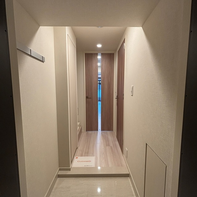 玄関　※写真は同タイプ住戸です。