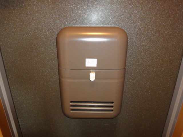 玄関　玄関ポスト