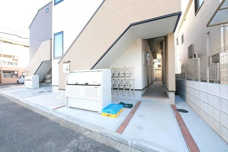 エントランス　エントランス