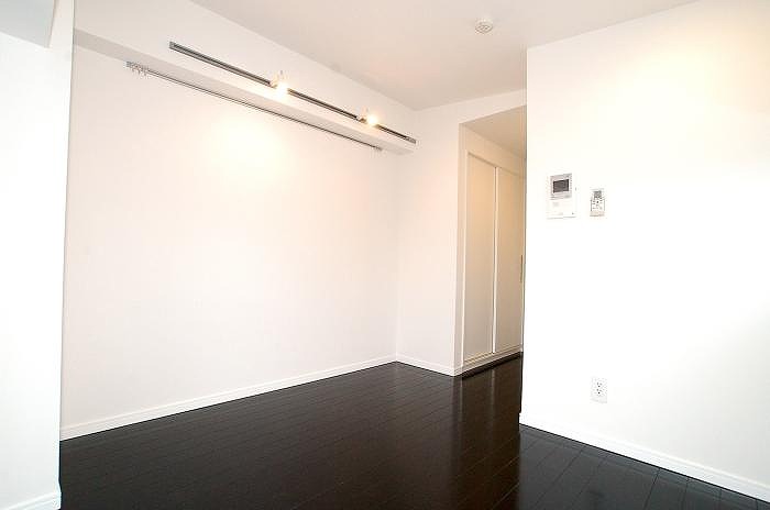 居室・リビング　反転タイプ