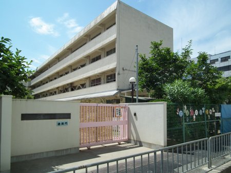 幼稚園・保育園　吹田市立豊津第一幼稚園（幼稚園・保育園）まで6547m