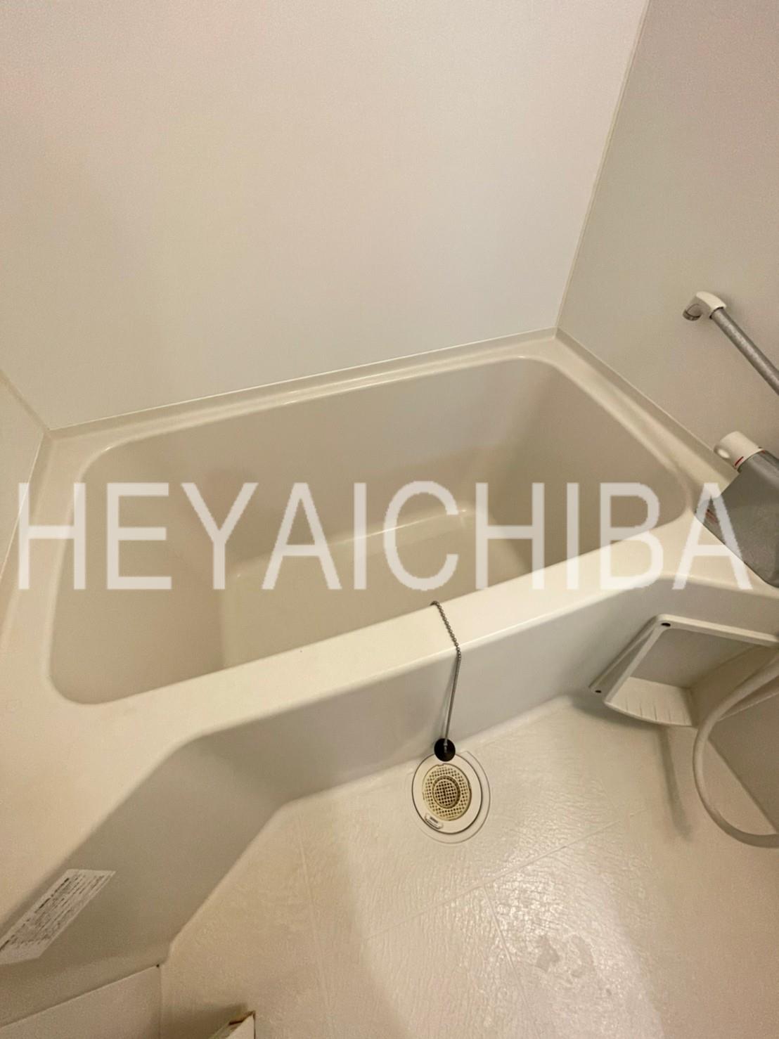 バス・シャワールーム　浴槽