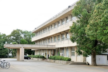 中学校　袖ケ浦市立昭和中学校（中学校）まで681m