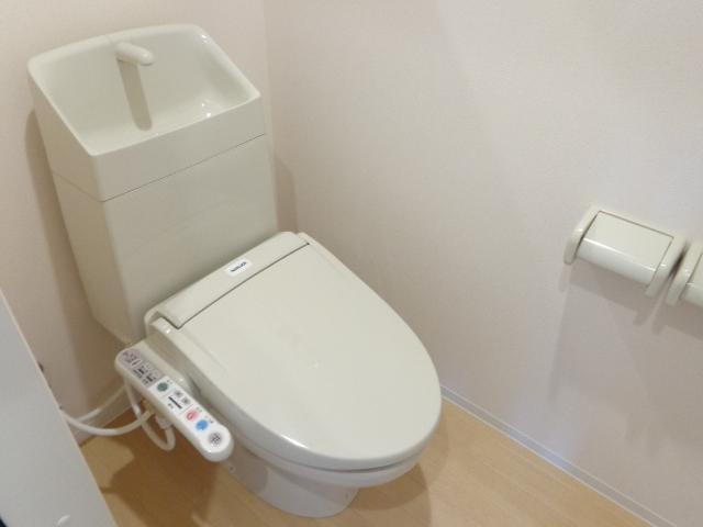 トイレ　シャワー付トイレ