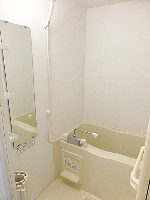 バス・シャワールーム　【人気！住環境アクセス良好！】お問い合わせはお早めに♪