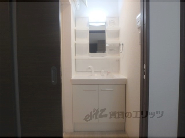 洗面設備　独立洗面台