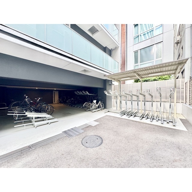 駐車場　駐輪場