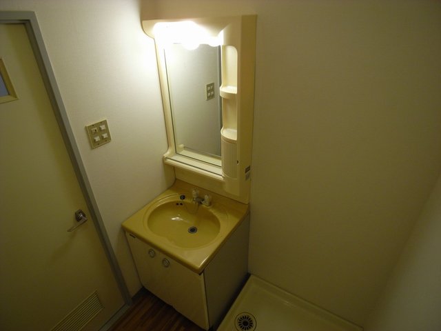 洗面設備　写真は３１２号室