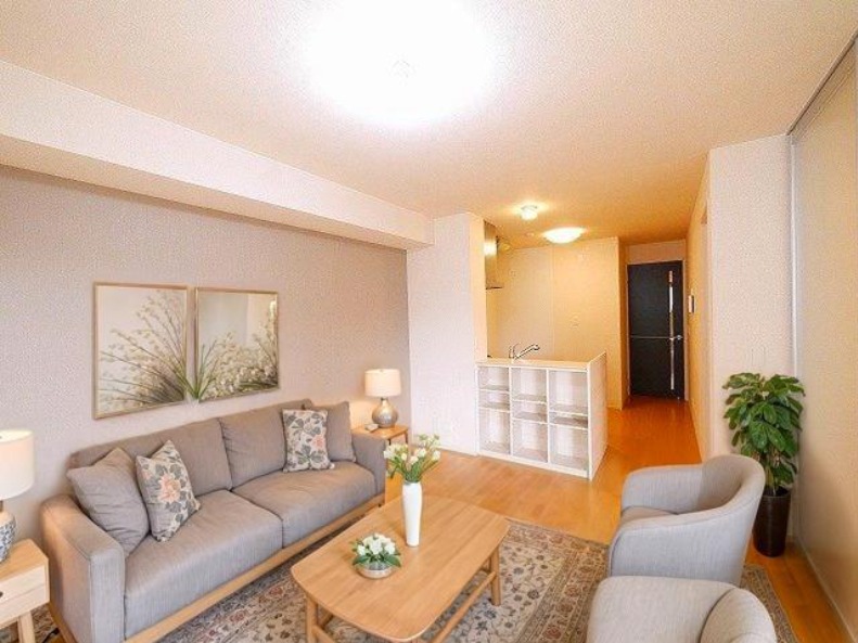 居室・リビング　CGで家具等を配置したもので家具等は含まれません