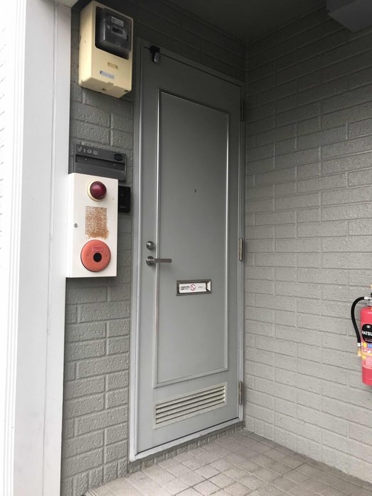 玄関　室内写真は別号室