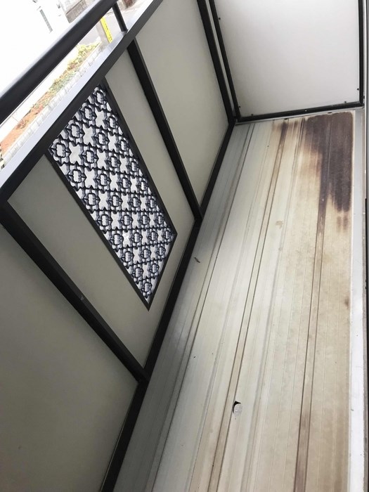 バルコニー　室内写真は別号室