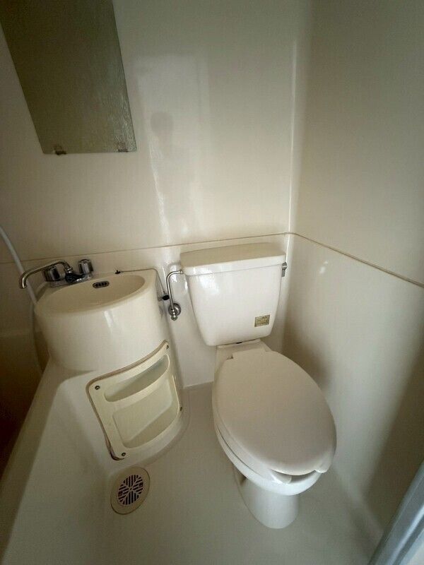 トイレ　別部屋参考